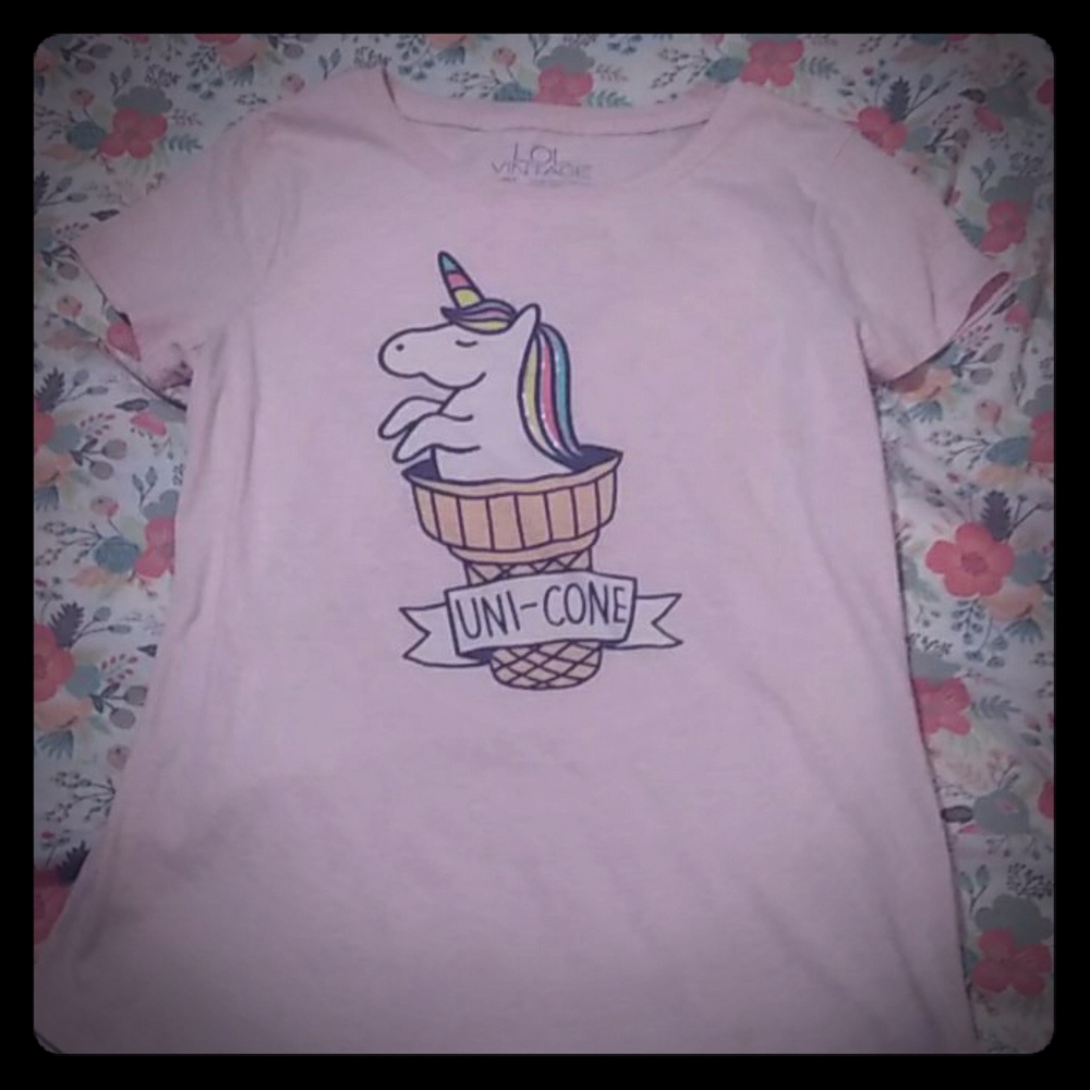 Pink t shirt